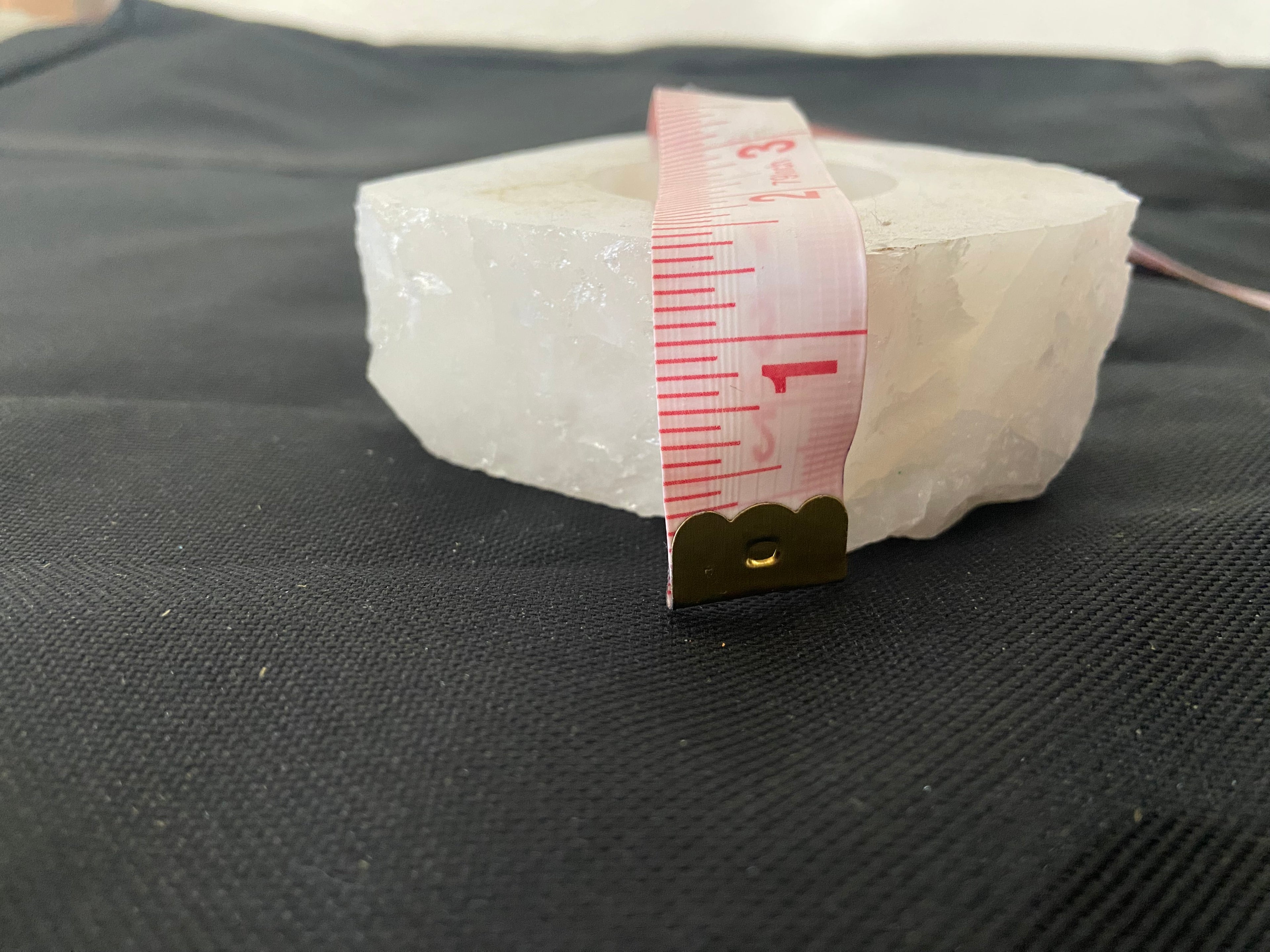 Quartz candle holder