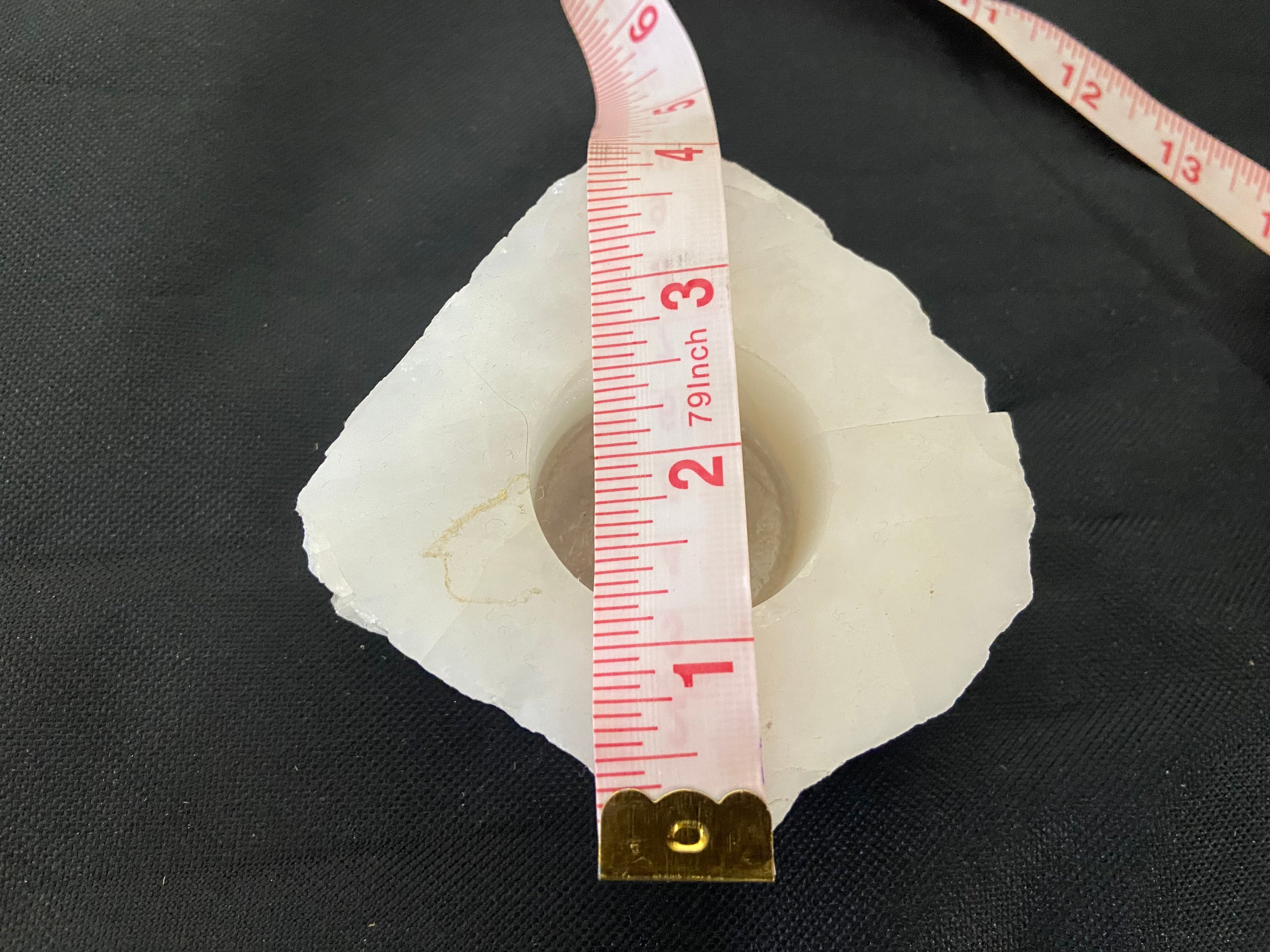 Quartz candle holder