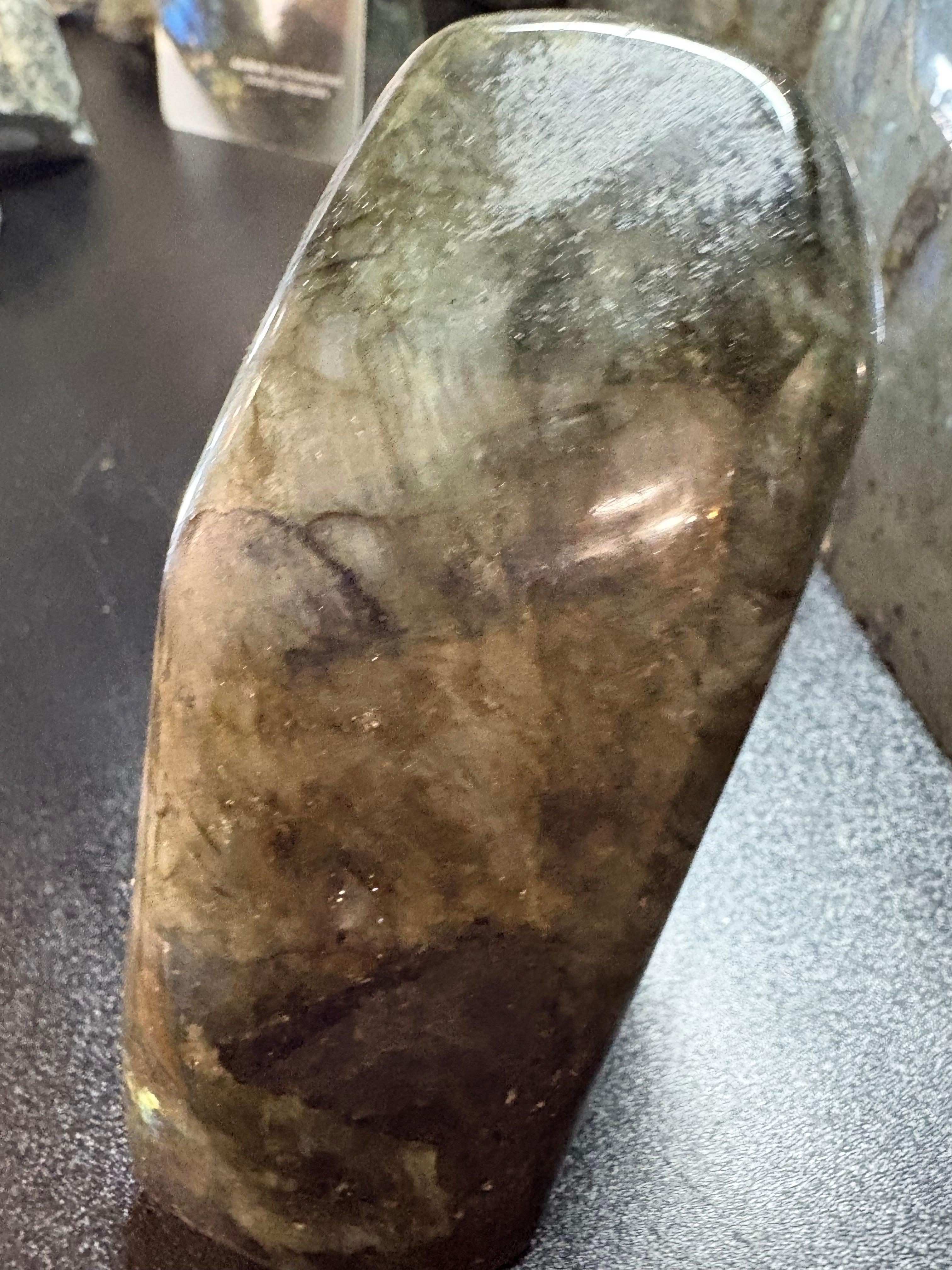 Labradorite freeform small