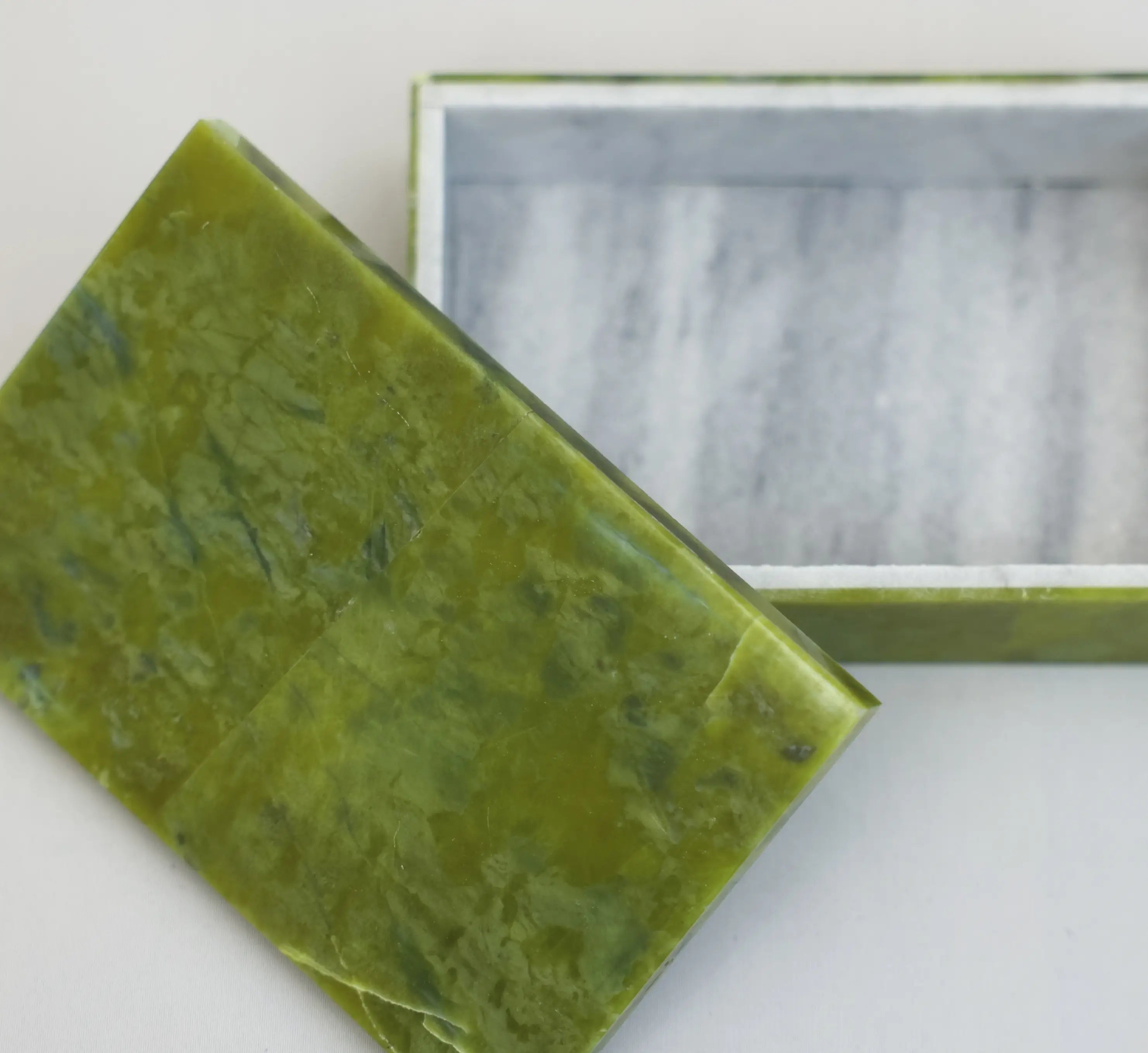 Serpentine Box Large